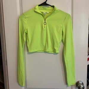 Sommer Ray Crop Zipper Top